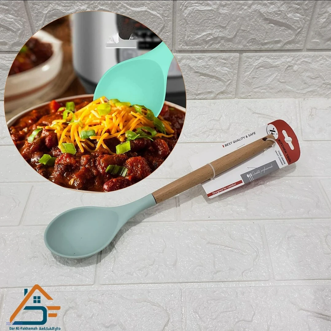 ملعقة طبخ سيليكون بمقبض خشبي